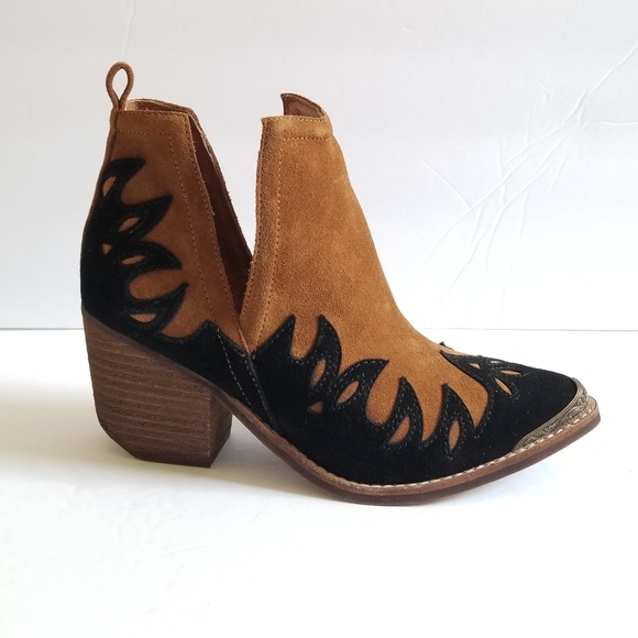 Jeffrey Campbell Shoes - Jeffrey Campbell Caine Suede Leather Pointed Toe Ankle Booties Black Tan Size 38